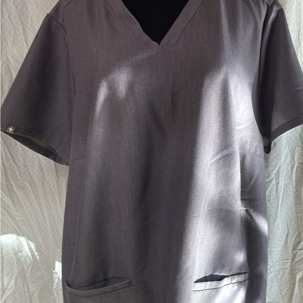 Figs Dark Gray Short Sleeve Men's scrub top